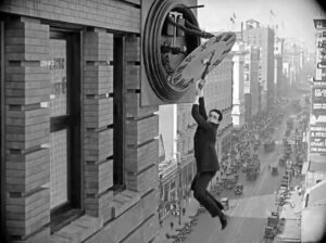 Read more about the article “Gölgeden Kültüre: 1895’ten Küresel Fenomene Sinemanın İlk Adımları”
<span class="bsf-rt-reading-time"><span class="bsf-rt-display-label" prefix="Okuma Süresi"></span> <span class="bsf-rt-display-time" reading_time="23"></span> <span class="bsf-rt-display-postfix" postfix="Dakika"></span></span><!-- .bsf-rt-reading-time -->