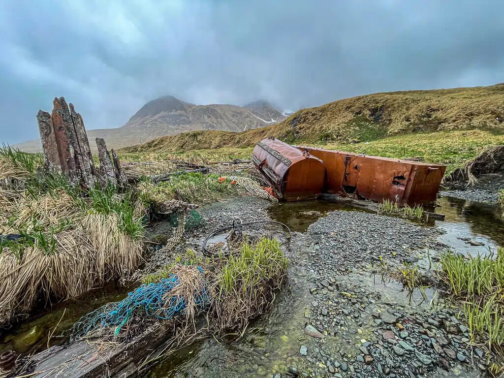 You are currently viewing “Kuzeyin Sessiz Bekçisi: Attu Station Adası”
<span class="bsf-rt-reading-time"><span class="bsf-rt-display-label" prefix="Okuma Süresi"></span> <span class="bsf-rt-display-time" reading_time="26"></span> <span class="bsf-rt-display-postfix" postfix="Dakika"></span></span><!-- .bsf-rt-reading-time -->